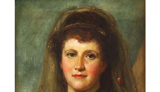 Reginele României şi portul popular.