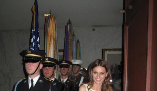 Catrinel Menghia, invitată la Casa Albă, alături de Irina Shayk şi Kate Upton.