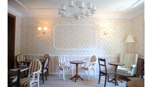 La Belle Vie Cafe-Biblioteque, aduce atmosfera cafenelelor frantuzesti in Dorobanti