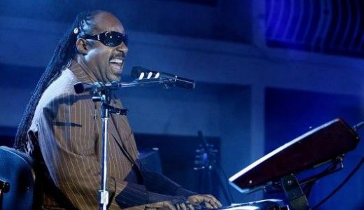 Uimitor. Stevie Wonder divorţează.
