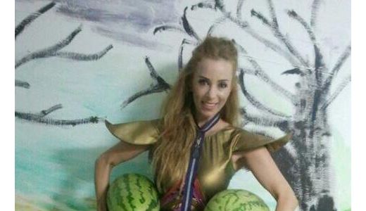 Annes a primit un portbagaj de pepeni de la un fan din Mangalia