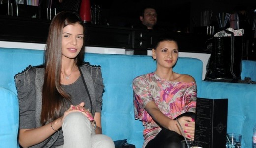Monica Columbeanu se epileaza cu Brown