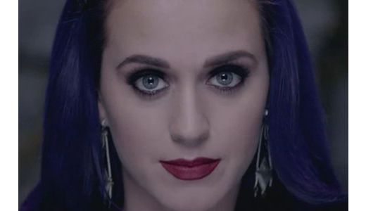 Katy Perry a fost aleasă artista anului de revista Billboard.
