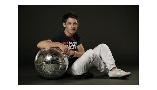 David DeeJay investeste in calitate