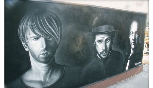 Richie Hawtin, Sasha si Luciano, pictati pe peretele DjSuperStore