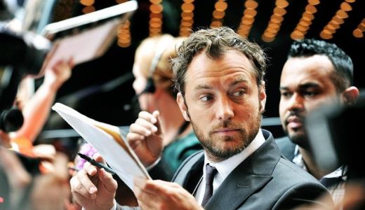 Jude Law şi Michael Gambon, recompensaţi cu premii speciale la gala BIFA 2012.