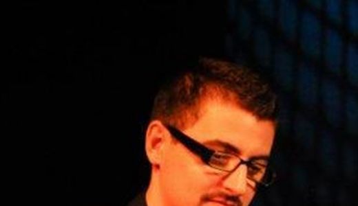 Adi Cristescu este noul clapar al trupei Voltaj
