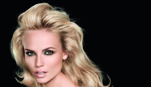 Natasha Poly prezinta fondul de ten perfect pentru sezonul rece!