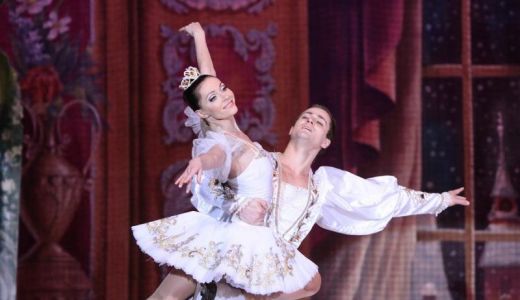 FOTO Romeo şi Julieta, show grandios pe gheaţă în Bucureşti.