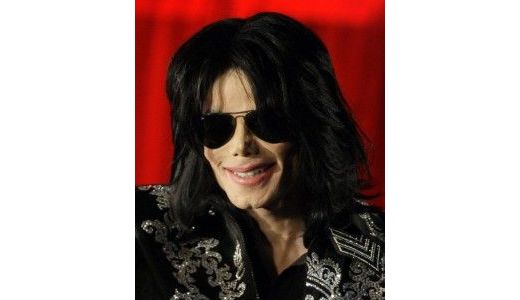 Tatăl lui Michael Jackson a recunoscut că îşi bătea copiii.