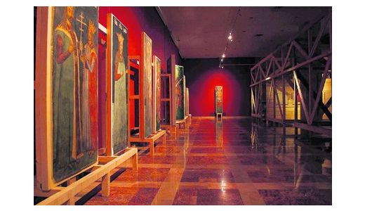 Expo. Fragmente de pictură murală, caftanul lui Neagoe Basarab şi fotografii din 1866.