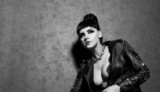 Lavinia lanseaza "I'm OK"
