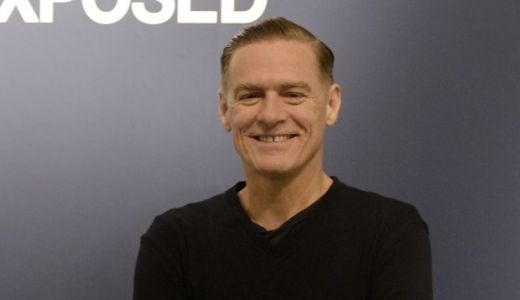 Bryan Adams a devenit din nou tată.