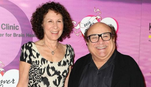 Danny DeVito şi Rhea Perlman renunţă la divorţ.