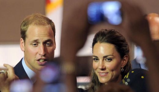 Isterie la casele de pariuri din Marea Britanie. Ce nume ar putea primi copilul lui Will şi Kate.