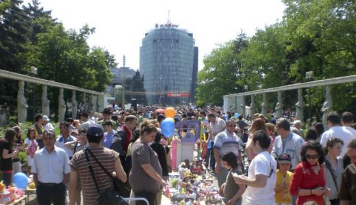 Târgul de Jucării organizat de Teatrul Masca, la cea de-a XIV-a ediţie.