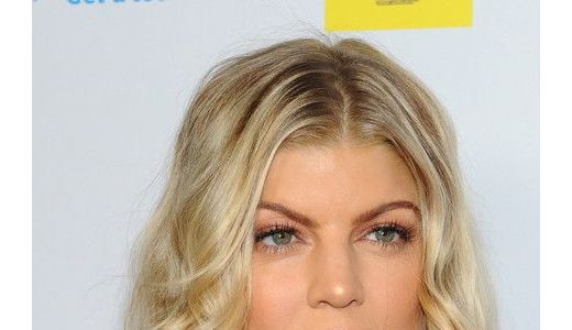 Cântăreaţa Fergie vrea să-şi schimbe numele. Află de ce.