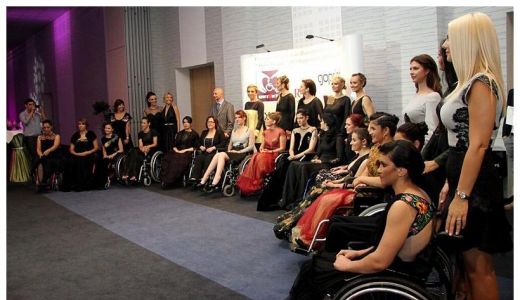 Exclusiv! Rozalia Bot, designer-ul de moda care a colaborat cu Alin Galatescu: "Mi-am gasit inspiratia observand femeia spaniola din zona Valenciei"