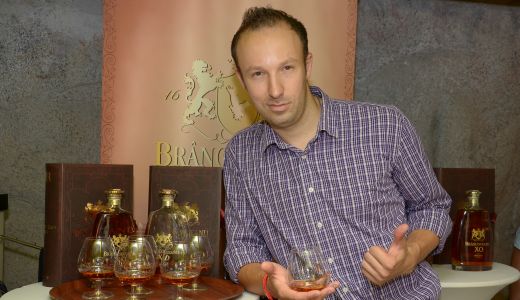 Vinarsul Brancoveanu sustine primul studio de gatit din tara, HOT Studio, un concept al participantilor la prima editie Master Chef