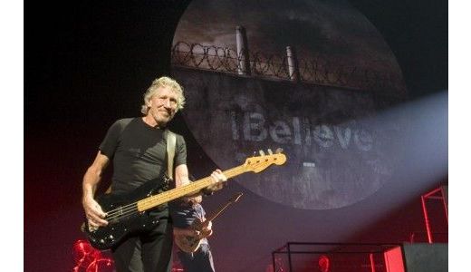 CONCERT ROGER WATERS. 50.000 de români au intonat "Another brick in the wall".