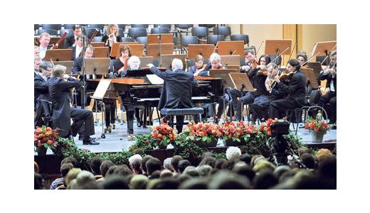Festivalul ”Gerorge Enescu”: „Duelul“ marilor pianişti Radu Lupu şi Daniel Barenboim.