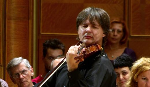 Liviu Prunaru şi vioara Stradivarius din nou pe scenele din România.