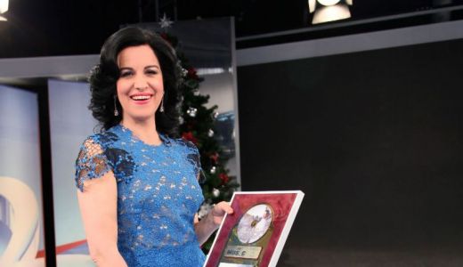 Angela Gheorghiu a primit Discul de Aur pentru albumul “O, ce veste minunată!”.
