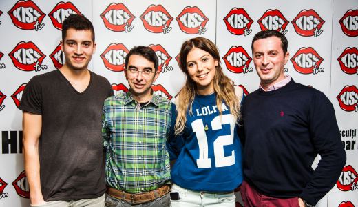 Sore, la Kiss FM: Ma uit in oglinda si imi place ce vad