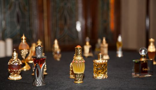 Printesa Lia si Printul Paul folosesc parfum cu praf de diamante