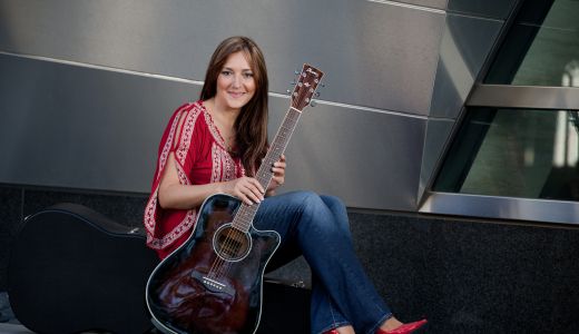Irina Loghin a descoperit o voce de aur in diaspora