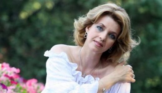 EXCLUSIVITATE! BIANCA BRAD: "Eu nu am colagen, nici fuste scurte"