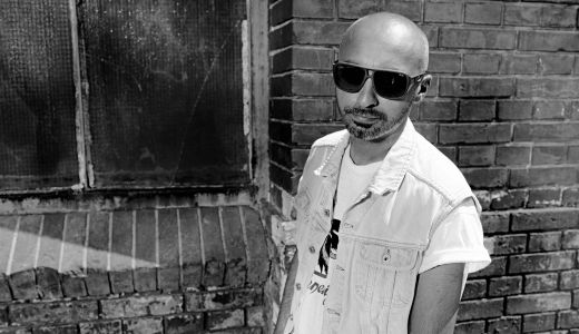 Cabron feat. Voltaj sunt "Vocea ta"