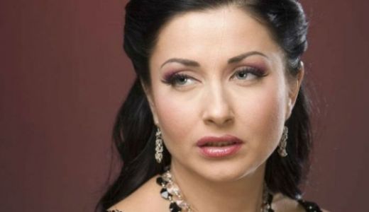 EXCLUSIVITATE! GABRIELA CRISTEA: "Fericirea inseamna sa ai motivatia zilei de maine!"