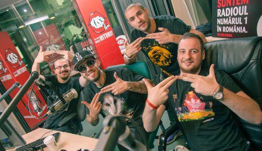 Alex Velea la Kiss FM: Parintii m-au iubit foarte mult. Nu m-au 'aprostrofat' fizic