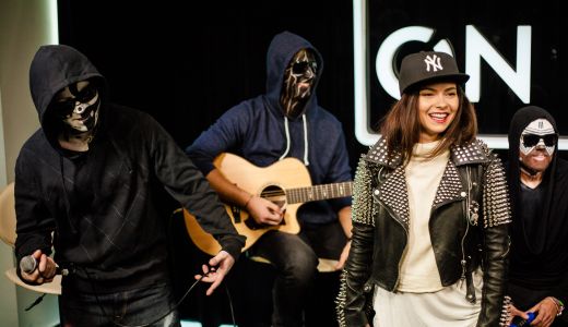 Inna: "As vrea sa fiu nasa copilului Antoniei,  dar n-am primit propunerea, desi i-am tot atins burta"