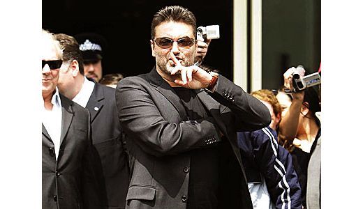 George Michael isi cumpara casa in Australia!