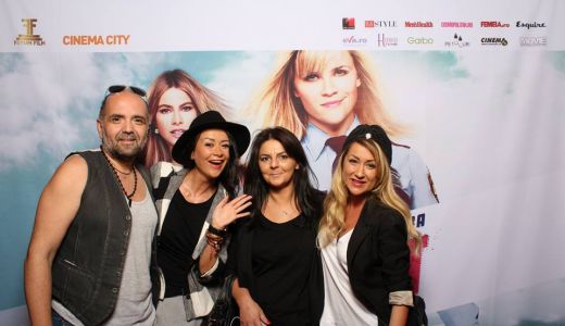 Vedetele au pornit intr-o Urmarire periculoasa