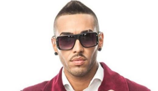 Exclusivitate! Alex Velea: "Imi plac sacourile de rafie!"