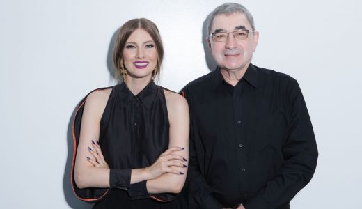 Afla acum cine ii "ascute" dintii Iuliei Albu!